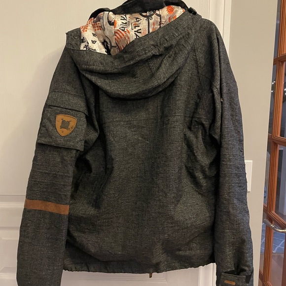 Allyance Against the Grain Snowboard Coat - Picture 3 of 4